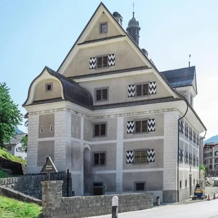Ferienwohnung In Perfekter Lage In Der Surselva * Trun