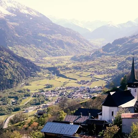 Ferienwohnung In Perfekter Lage In Der Surselva Trun